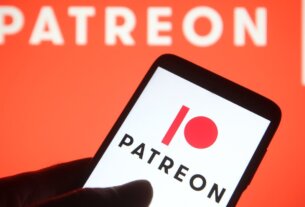 Picture of a mobile phone with Patreon on the screen